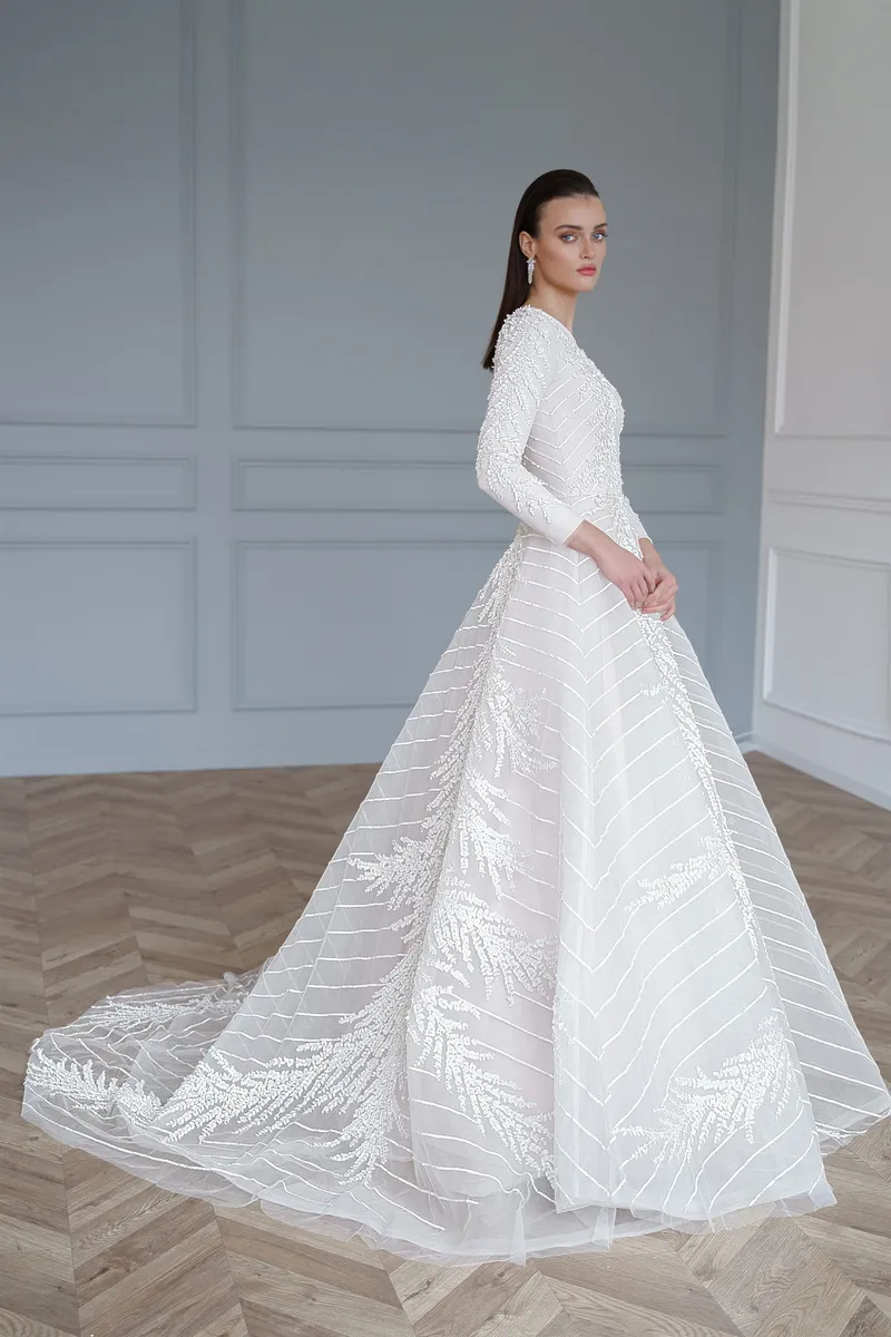 Claire — Spring/Summer 2022