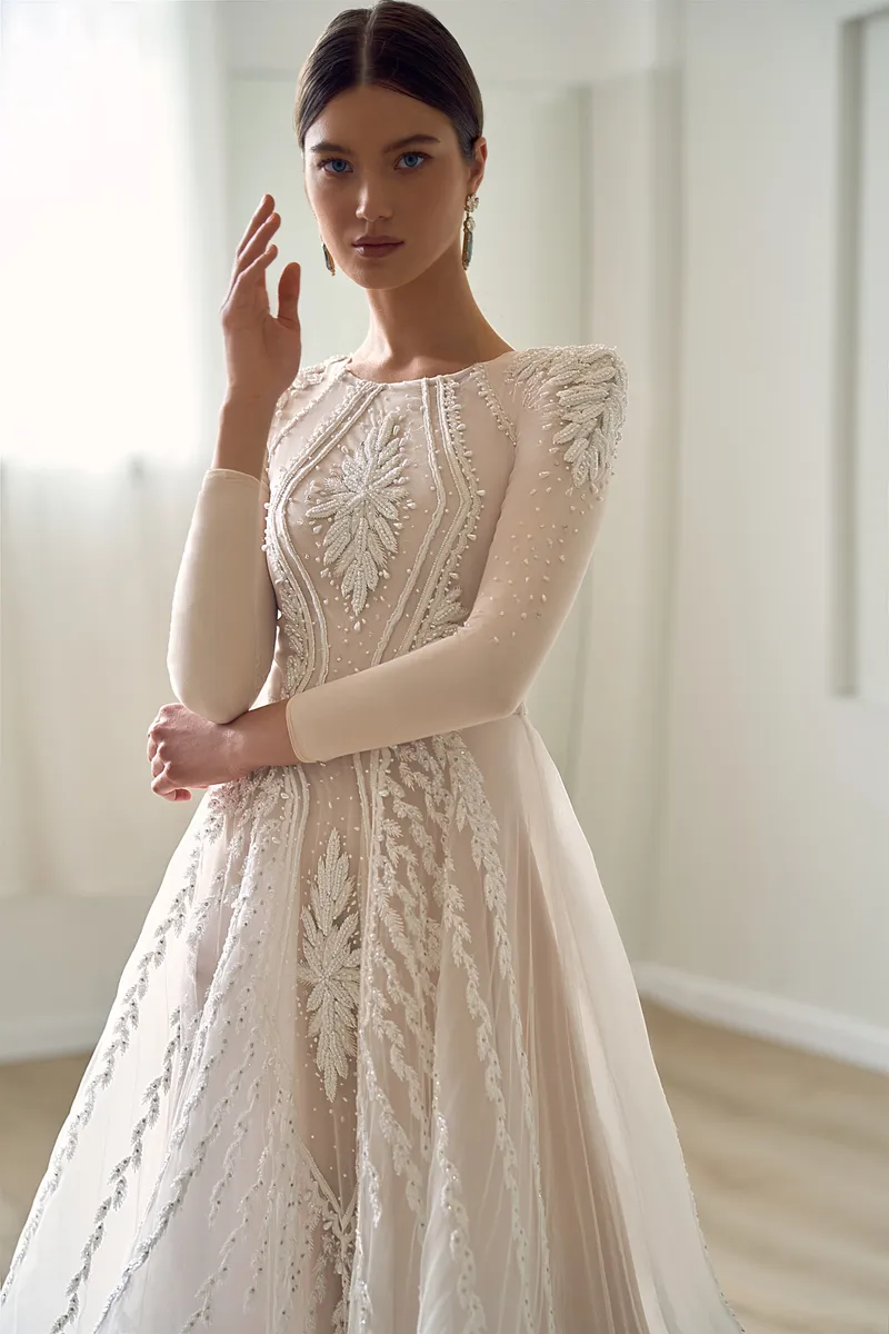 How to Style Your Modest Wedding Dress: Veils, Accessories & Finishing Touches